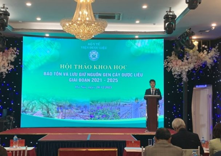 Ban quản lý VQG Phong Nha – Kẻ Bàng tham dự hội thảo khoa học “Bảo tồn và lưu giữ nguồn gen cây dược liệu giai đoạn 2021–2025”