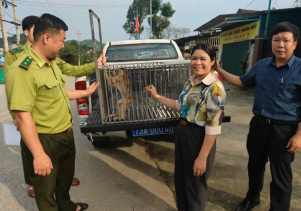 Trung tâm Cứu hộ, bảo tồn và Phát triển sinh vật tiếp nhận động vật nguy cấp, quý, hiếm để cứu hộ