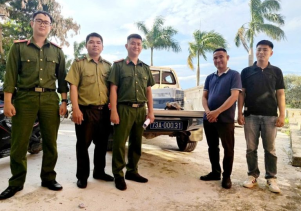 Tiếp nhận động vật rừng nguy cấp, quý, hiếm, để cứu hộ