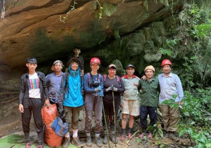 Ban quản lý Vườn Quốc gia Phong Nha – Kẻ Bàng đón tiếp và làm việc với Trường Đại học California, Irvine (Hoa Kỳ)