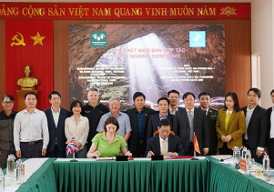 Lễ Ký kết biên bản hợp tác giữa Ban quản lý VQG Phong Nha – Kẻ Bàng và Ban quản lý VQG Yorkshire Dales, Vương Quốc Anh