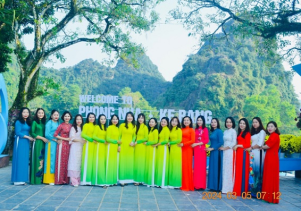 Hưởng ứng “Tuần lễ áo dài” trên miền quê hương Di sản