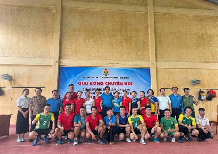 Công đoàn cơ sở Vườn quốc gia Phong Nha - Kẻ Bàng tổ chức nhiều hoạt động ý nghĩa kỷ niệm 97 năm Ngày thành lập Công đoàn Việt Nam
