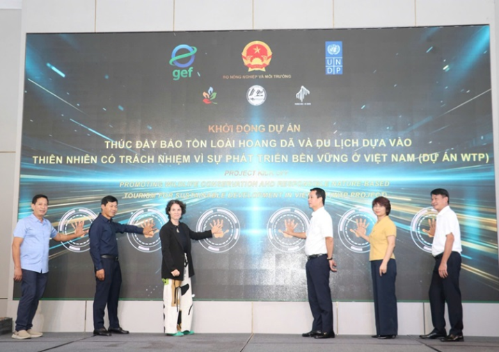 Ban quản lý vườn quốc gia Phong Nha – Kẻ Bảng tham dự Lễ khởi động dự án “Thúc đẩy bảo tồn loài hoang dã và du lịch dựa vào thiên nhiên có trách nhiệm vì sự phát triển bền vững ở Việt Nam”