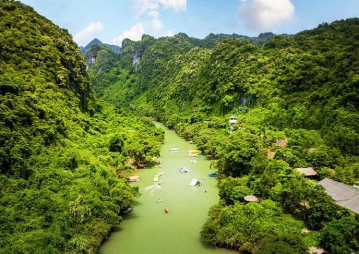 Hưởng ứng Ngày Pháp luật Việt Nam năm 2026 tại BQL VQG Phong Nha - Kẻ Bàng
