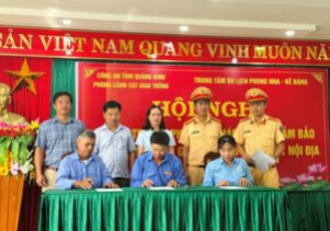 Hội nghị tuyên truyền, phổ biến pháp luật về an toàn giao thông đường thủy nội địa